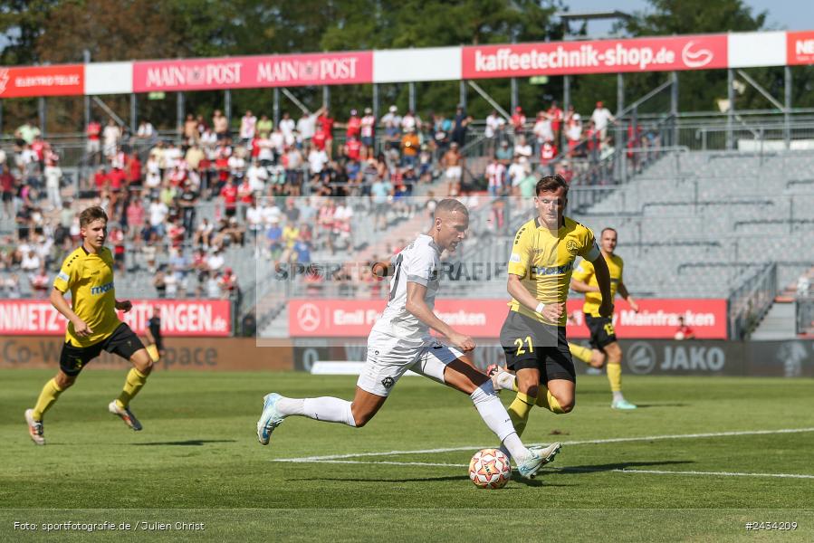 AKON Arena, Würzburg, 07.09.2024, sport, action, BFV, Fussball, 8. Spieltag, Regionalliga Bayern, BAY, FWK, SpVgg Bayreuth, FC Würzburger Kickers - Bild-ID: 2434209