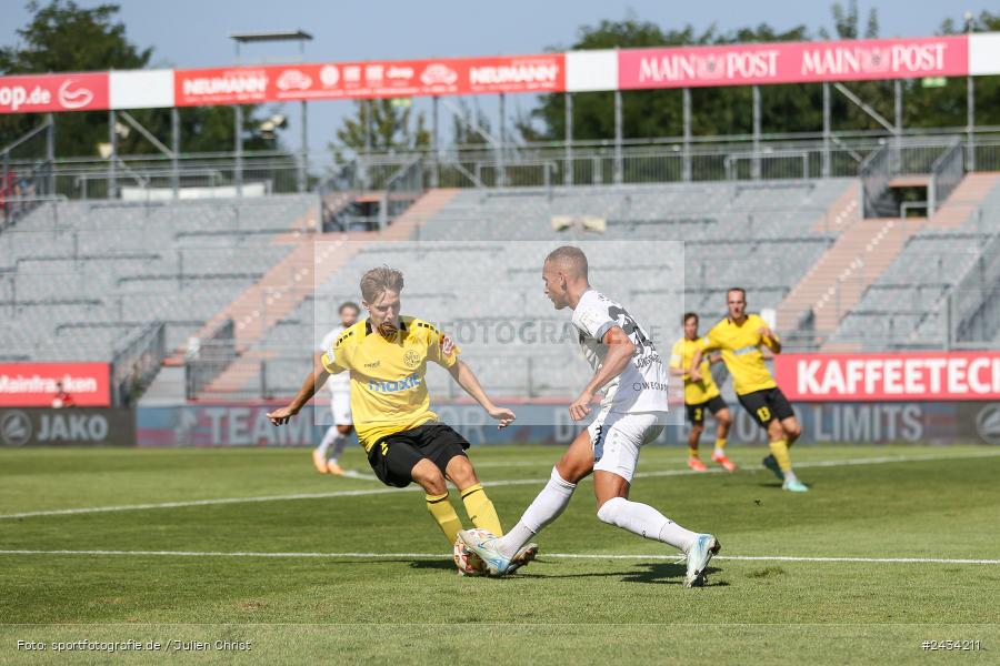 AKON Arena, Würzburg, 07.09.2024, sport, action, BFV, Fussball, 8. Spieltag, Regionalliga Bayern, BAY, FWK, SpVgg Bayreuth, FC Würzburger Kickers - Bild-ID: 2434211