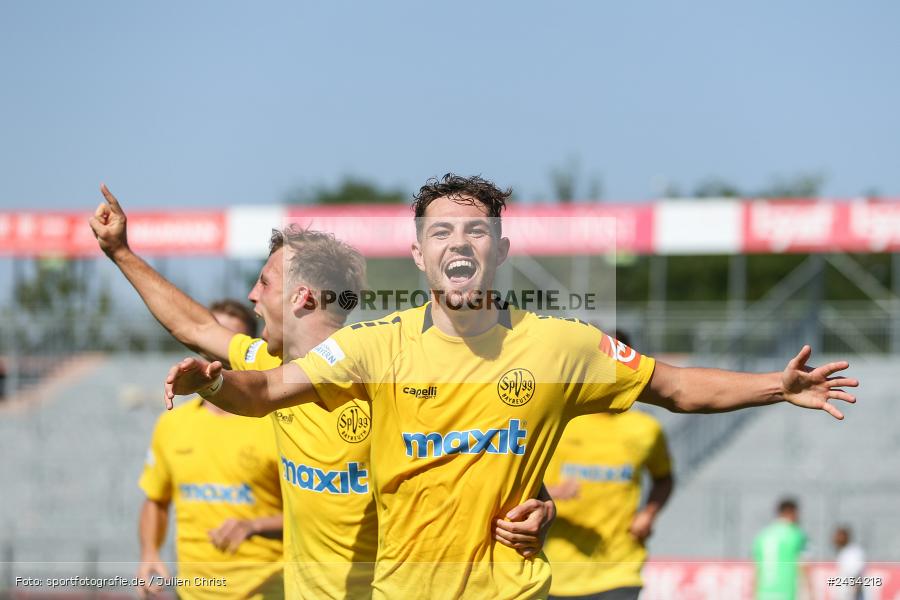 AKON Arena, Würzburg, 07.09.2024, sport, action, BFV, Fussball, 8. Spieltag, Regionalliga Bayern, BAY, FWK, SpVgg Bayreuth, FC Würzburger Kickers - Bild-ID: 2434218