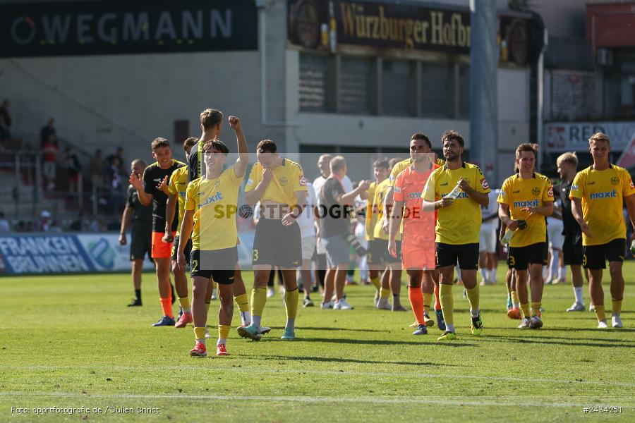 AKON Arena, Würzburg, 07.09.2024, sport, action, BFV, Fussball, 8. Spieltag, Regionalliga Bayern, BAY, FWK, SpVgg Bayreuth, FC Würzburger Kickers - Bild-ID: 2434251