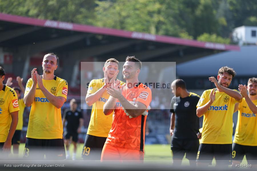 AKON Arena, Würzburg, 07.09.2024, sport, action, BFV, Fussball, 8. Spieltag, Regionalliga Bayern, BAY, FWK, SpVgg Bayreuth, FC Würzburger Kickers - Bild-ID: 2434268