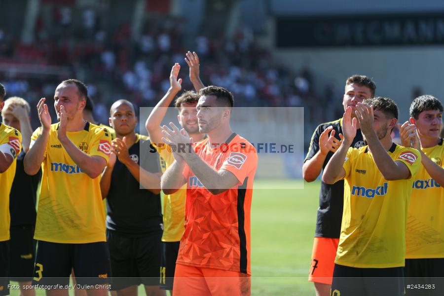 AKON Arena, Würzburg, 07.09.2024, sport, action, BFV, Fussball, 8. Spieltag, Regionalliga Bayern, BAY, FWK, SpVgg Bayreuth, FC Würzburger Kickers - Bild-ID: 2434283