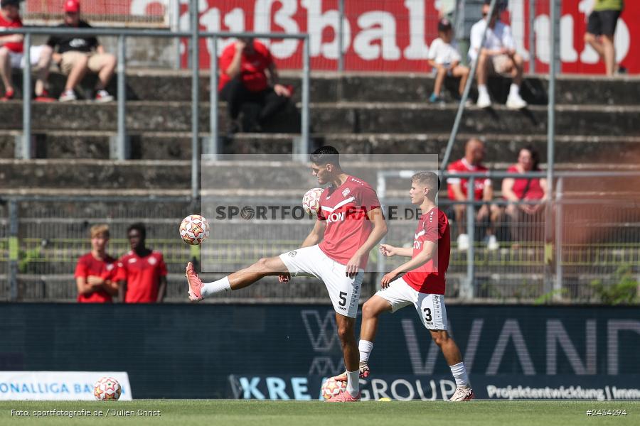 AKON Arena, Würzburg, 07.09.2024, sport, action, BFV, Fussball, 8. Spieltag, Regionalliga Bayern, BAY, FWK, SpVgg Bayreuth, FC Würzburger Kickers - Bild-ID: 2434294
