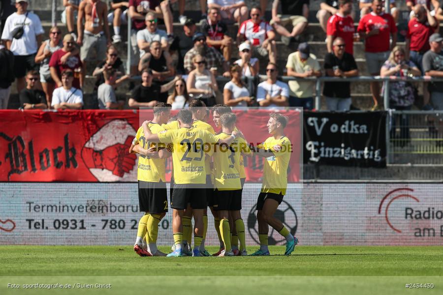 AKON Arena, Würzburg, 07.09.2024, sport, action, BFV, Fussball, 8. Spieltag, Regionalliga Bayern, BAY, FWK, SpVgg Bayreuth, FC Würzburger Kickers - Bild-ID: 2434430