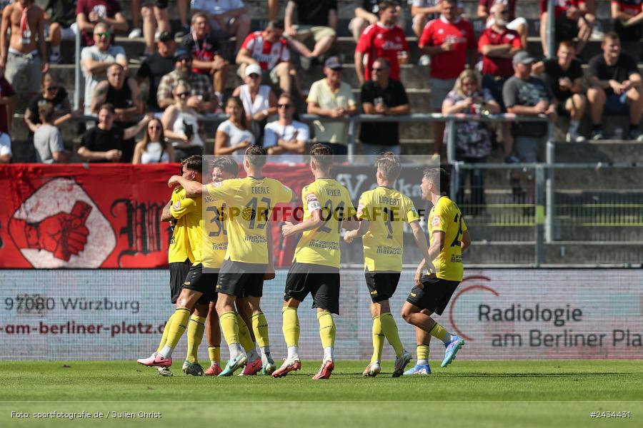 AKON Arena, Würzburg, 07.09.2024, sport, action, BFV, Fussball, 8. Spieltag, Regionalliga Bayern, BAY, FWK, SpVgg Bayreuth, FC Würzburger Kickers - Bild-ID: 2434431