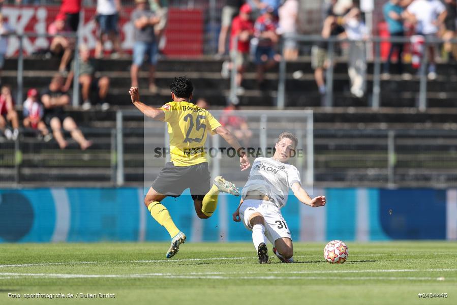 AKON Arena, Würzburg, 07.09.2024, sport, action, BFV, Fussball, 8. Spieltag, Regionalliga Bayern, BAY, FWK, SpVgg Bayreuth, FC Würzburger Kickers - Bild-ID: 2434443