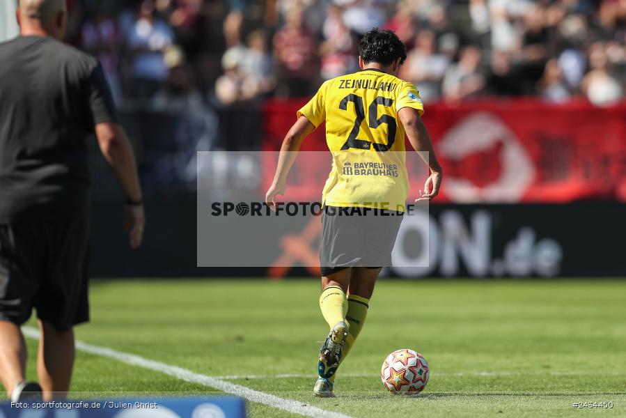 AKON Arena, Würzburg, 07.09.2024, sport, action, BFV, Fussball, 8. Spieltag, Regionalliga Bayern, BAY, FWK, SpVgg Bayreuth, FC Würzburger Kickers - Bild-ID: 2434450
