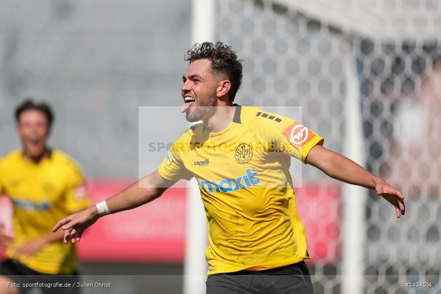 AKON Arena, Würzburg, 07.09.2024, sport, action, BFV, Fussball, 8. Spieltag, Regionalliga Bayern, BAY, FWK, SpVgg Bayreuth, FC Würzburger Kickers - Bild-ID: 2434514