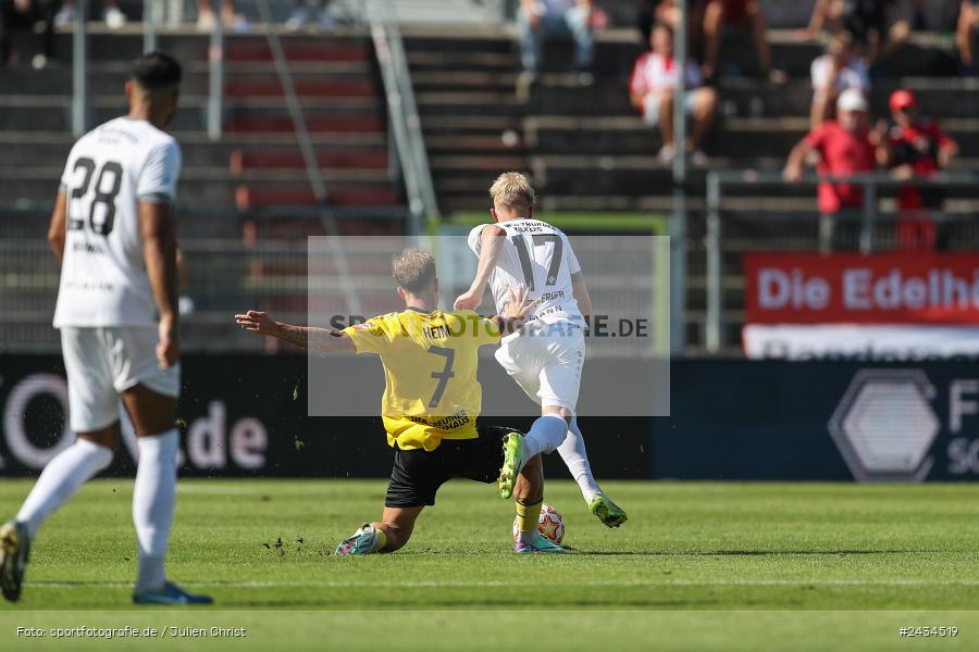AKON Arena, Würzburg, 07.09.2024, sport, action, BFV, Fussball, 8. Spieltag, Regionalliga Bayern, BAY, FWK, SpVgg Bayreuth, FC Würzburger Kickers - Bild-ID: 2434519