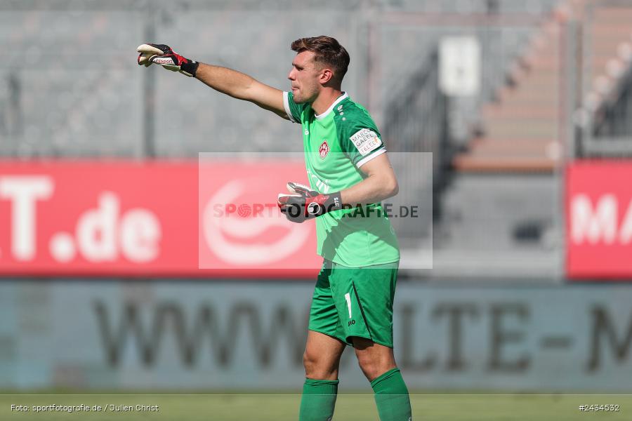 AKON Arena, Würzburg, 07.09.2024, sport, action, BFV, Fussball, 8. Spieltag, Regionalliga Bayern, BAY, FWK, SpVgg Bayreuth, FC Würzburger Kickers - Bild-ID: 2434532