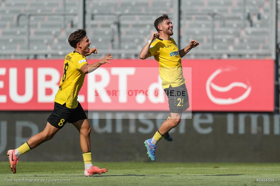 AKON Arena, Würzburg, 07.09.2024, sport, action, BFV, Fussball, 8. Spieltag, Regionalliga Bayern, BAY, FWK, SpVgg Bayreuth, FC Würzburger Kickers - Bild-ID: 2434536