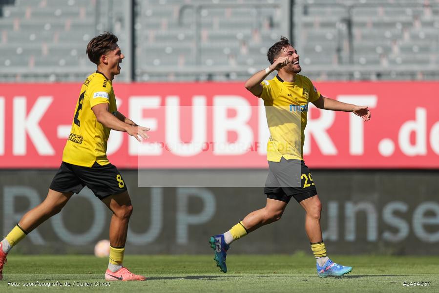 AKON Arena, Würzburg, 07.09.2024, sport, action, BFV, Fussball, 8. Spieltag, Regionalliga Bayern, BAY, FWK, SpVgg Bayreuth, FC Würzburger Kickers - Bild-ID: 2434537
