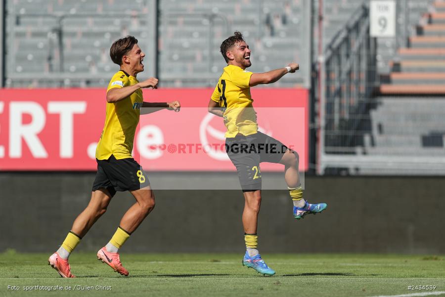AKON Arena, Würzburg, 07.09.2024, sport, action, BFV, Fussball, 8. Spieltag, Regionalliga Bayern, BAY, FWK, SpVgg Bayreuth, FC Würzburger Kickers - Bild-ID: 2434539
