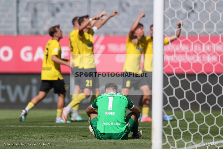 AKON Arena, Würzburg, 07.09.2024, sport, action, BFV, Fussball, 8. Spieltag, Regionalliga Bayern, BAY, FWK, SpVgg Bayreuth, FC Würzburger Kickers - Bild-ID: 2434545