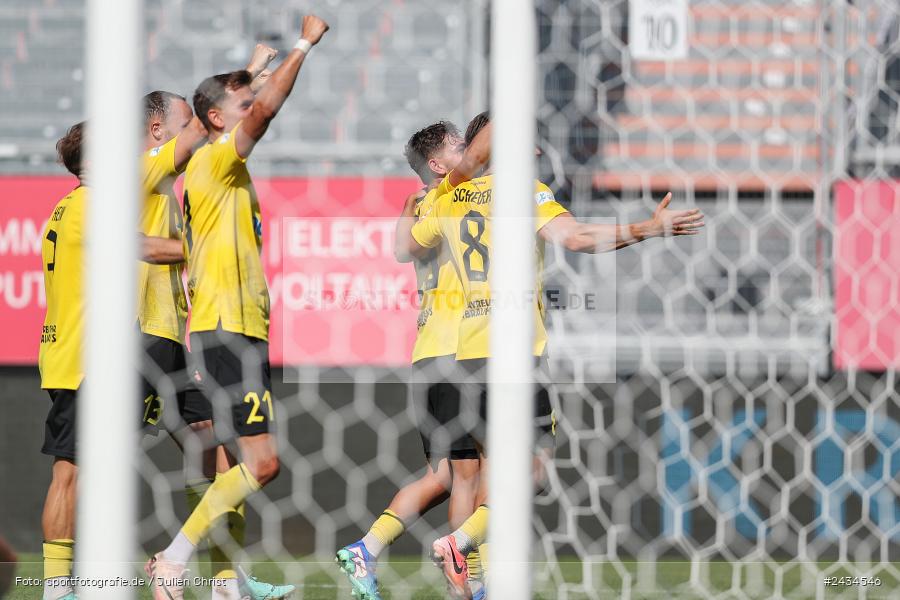 AKON Arena, Würzburg, 07.09.2024, sport, action, BFV, Fussball, 8. Spieltag, Regionalliga Bayern, BAY, FWK, SpVgg Bayreuth, FC Würzburger Kickers - Bild-ID: 2434546