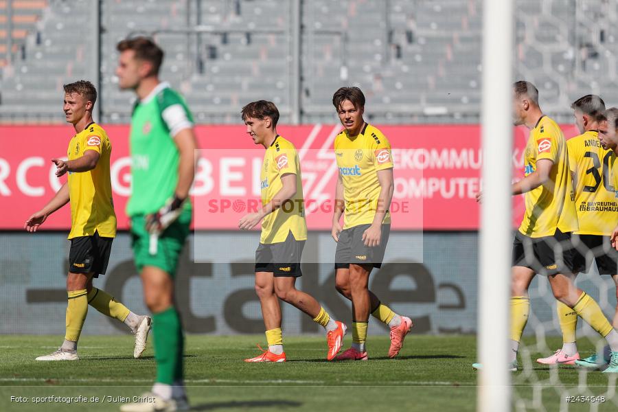 AKON Arena, Würzburg, 07.09.2024, sport, action, BFV, Fussball, 8. Spieltag, Regionalliga Bayern, BAY, FWK, SpVgg Bayreuth, FC Würzburger Kickers - Bild-ID: 2434548