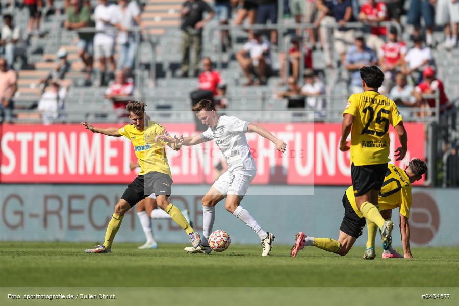 AKON Arena, Würzburg, 07.09.2024, sport, action, BFV, Fussball, 8. Spieltag, Regionalliga Bayern, BAY, FWK, SpVgg Bayreuth, FC Würzburger Kickers - Bild-ID: 2434577