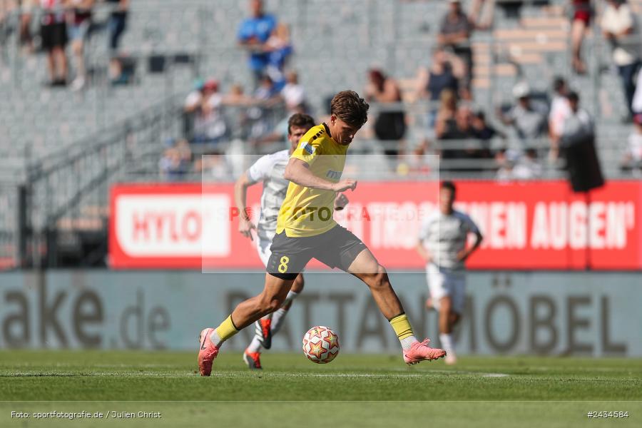 AKON Arena, Würzburg, 07.09.2024, sport, action, BFV, Fussball, 8. Spieltag, Regionalliga Bayern, BAY, FWK, SpVgg Bayreuth, FC Würzburger Kickers - Bild-ID: 2434584
