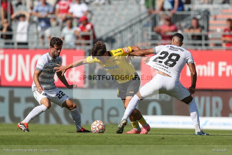 AKON Arena, Würzburg, 07.09.2024, sport, action, BFV, Fussball, 8. Spieltag, Regionalliga Bayern, BAY, FWK, SpVgg Bayreuth, FC Würzburger Kickers - Bild-ID: 2434587
