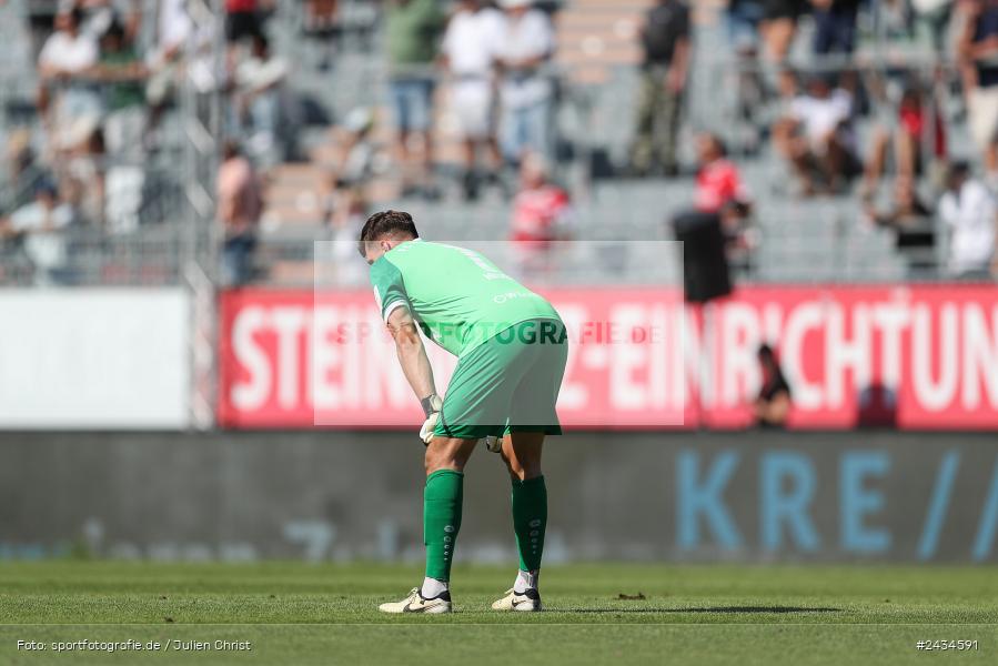 AKON Arena, Würzburg, 07.09.2024, sport, action, BFV, Fussball, 8. Spieltag, Regionalliga Bayern, BAY, FWK, SpVgg Bayreuth, FC Würzburger Kickers - Bild-ID: 2434591