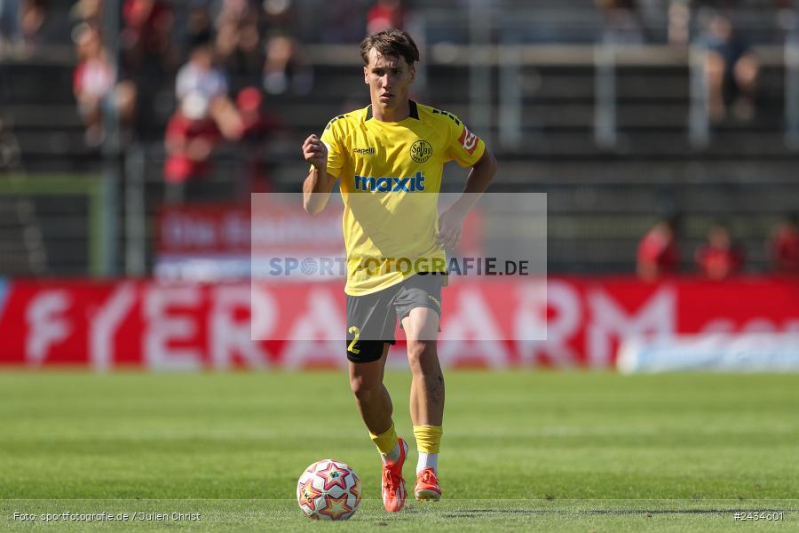 AKON Arena, Würzburg, 07.09.2024, sport, action, BFV, Fussball, 8. Spieltag, Regionalliga Bayern, BAY, FWK, SpVgg Bayreuth, FC Würzburger Kickers - Bild-ID: 2434601