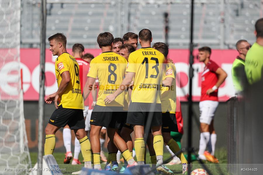 AKON Arena, Würzburg, 07.09.2024, sport, action, BFV, Fussball, 8. Spieltag, Regionalliga Bayern, BAY, FWK, SpVgg Bayreuth, FC Würzburger Kickers - Bild-ID: 2434625