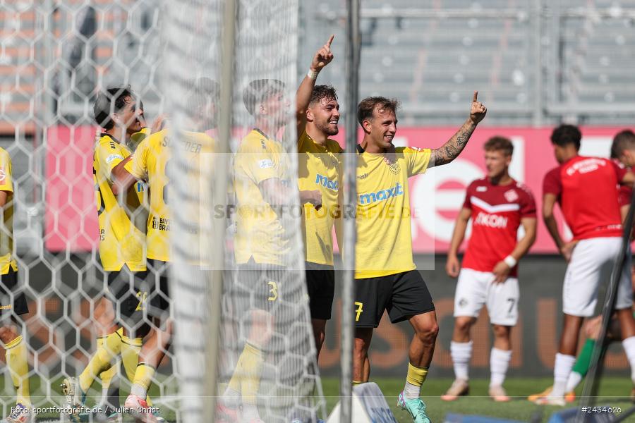 AKON Arena, Würzburg, 07.09.2024, sport, action, BFV, Fussball, 8. Spieltag, Regionalliga Bayern, BAY, FWK, SpVgg Bayreuth, FC Würzburger Kickers - Bild-ID: 2434626