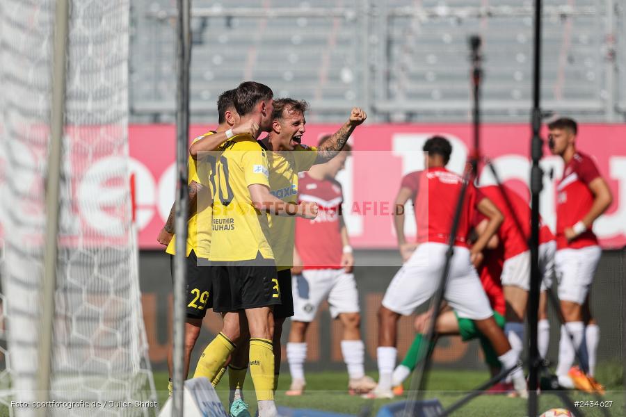 AKON Arena, Würzburg, 07.09.2024, sport, action, BFV, Fussball, 8. Spieltag, Regionalliga Bayern, BAY, FWK, SpVgg Bayreuth, FC Würzburger Kickers - Bild-ID: 2434627