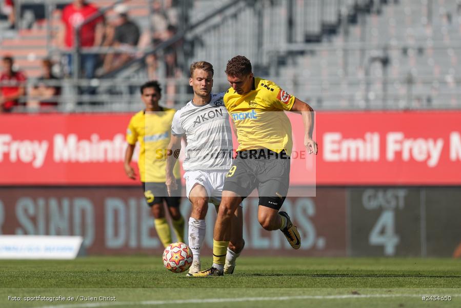 AKON Arena, Würzburg, 07.09.2024, sport, action, BFV, Fussball, 8. Spieltag, Regionalliga Bayern, BAY, FWK, SpVgg Bayreuth, FC Würzburger Kickers - Bild-ID: 2434650