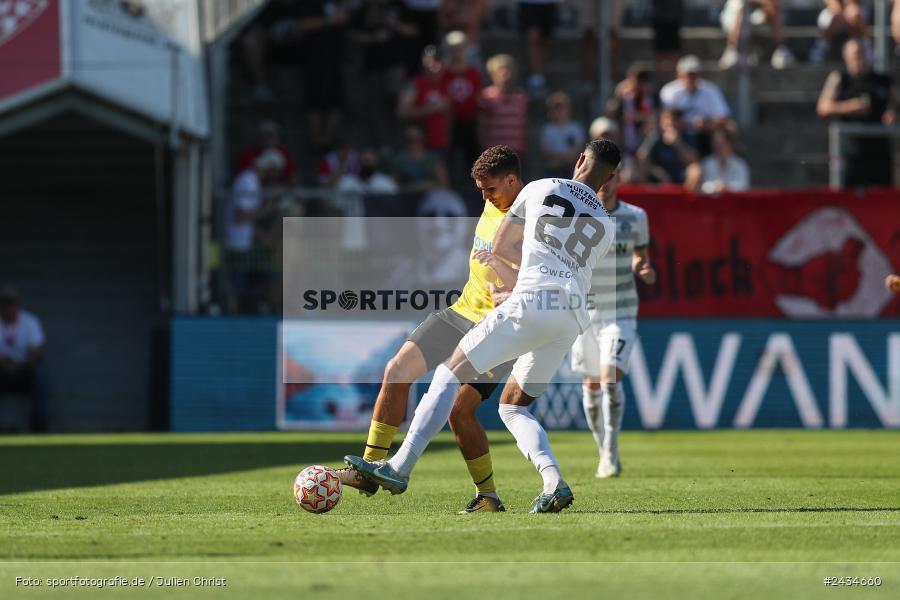 AKON Arena, Würzburg, 07.09.2024, sport, action, BFV, Fussball, 8. Spieltag, Regionalliga Bayern, BAY, FWK, SpVgg Bayreuth, FC Würzburger Kickers - Bild-ID: 2434660