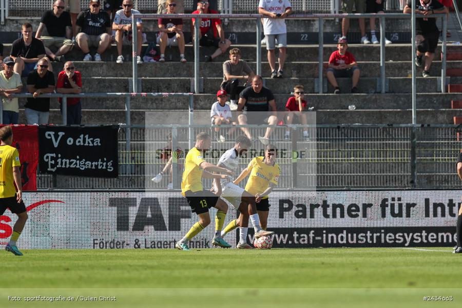 AKON Arena, Würzburg, 07.09.2024, sport, action, BFV, Fussball, 8. Spieltag, Regionalliga Bayern, BAY, FWK, SpVgg Bayreuth, FC Würzburger Kickers - Bild-ID: 2434663
