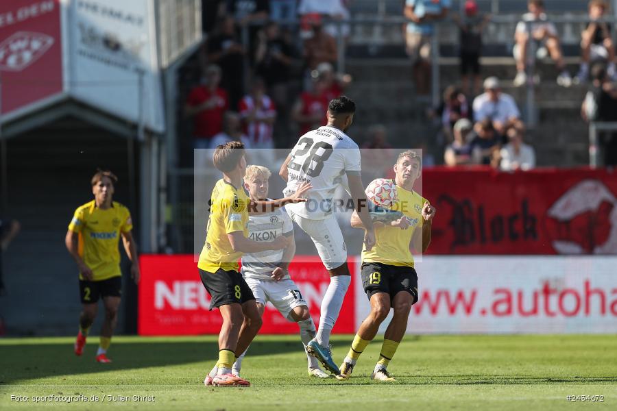 AKON Arena, Würzburg, 07.09.2024, sport, action, BFV, Fussball, 8. Spieltag, Regionalliga Bayern, BAY, FWK, SpVgg Bayreuth, FC Würzburger Kickers - Bild-ID: 2434672