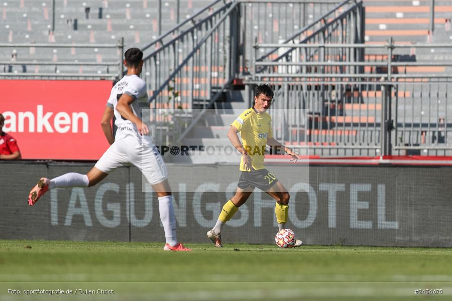 AKON Arena, Würzburg, 07.09.2024, sport, action, BFV, Fussball, 8. Spieltag, Regionalliga Bayern, BAY, FWK, SpVgg Bayreuth, FC Würzburger Kickers - Bild-ID: 2434675