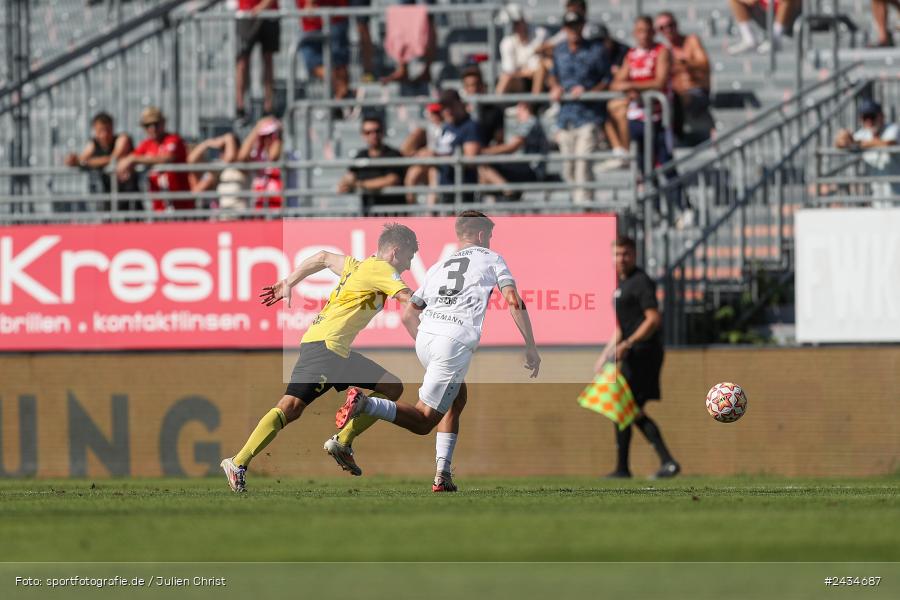 AKON Arena, Würzburg, 07.09.2024, sport, action, BFV, Fussball, 8. Spieltag, Regionalliga Bayern, BAY, FWK, SpVgg Bayreuth, FC Würzburger Kickers - Bild-ID: 2434687