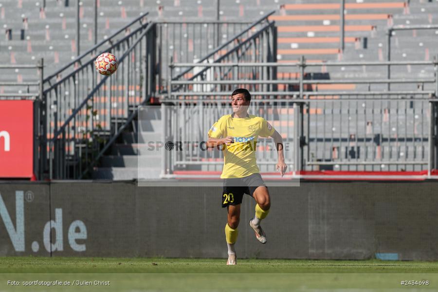 AKON Arena, Würzburg, 07.09.2024, sport, action, BFV, Fussball, 8. Spieltag, Regionalliga Bayern, BAY, FWK, SpVgg Bayreuth, FC Würzburger Kickers - Bild-ID: 2434698