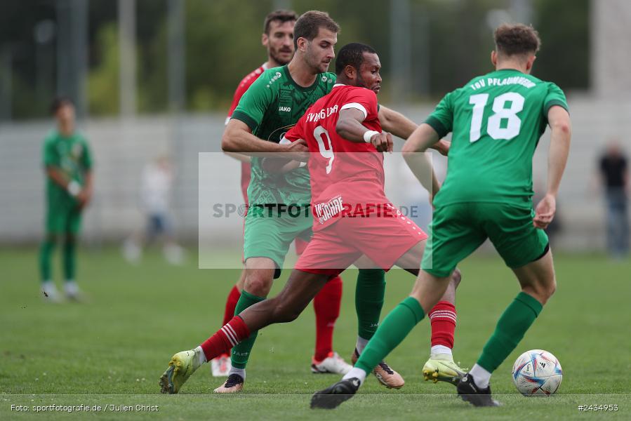Sportgelände, Lohr am Main, 08.09.2024, sport, action, BFV, Fussball, 8. Spieltag, Bezirksliga Unterfranken West, TSV, LOH, TSV 1913 Pflaumheim, TSV 1846 Lohr a. Main - Bild-ID: 2434953