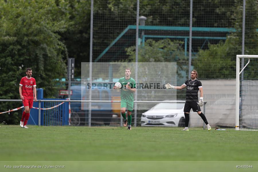 Sportgelände, Lohr am Main, 08.09.2024, sport, action, BFV, Fussball, 8. Spieltag, Bezirksliga Unterfranken West, TSV, LOH, TSV 1913 Pflaumheim, TSV 1846 Lohr a. Main - Bild-ID: 2435044