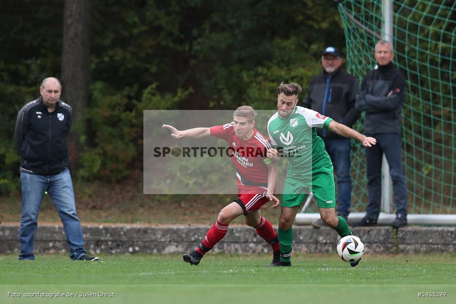 Sportgelände, Thüngersheim, 11.09.2024, sport, action, BFV, Fussball, 8. Spieltag, Kreisliga Würzburg Gr. 2, FVSHR, FVT, FV Steinfeld/Hausen-Rohrbach, FV Thüngersheim - Bild-ID: 2435299