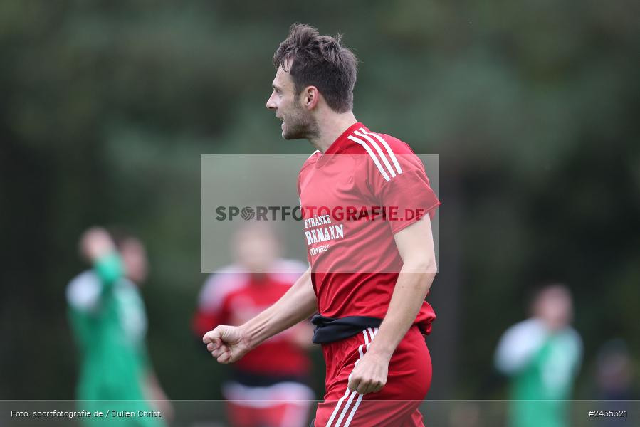 Sportgelände, Thüngersheim, 11.09.2024, sport, action, BFV, Fussball, 8. Spieltag, Kreisliga Würzburg Gr. 2, FVSHR, FVT, FV Steinfeld/Hausen-Rohrbach, FV Thüngersheim - Bild-ID: 2435321