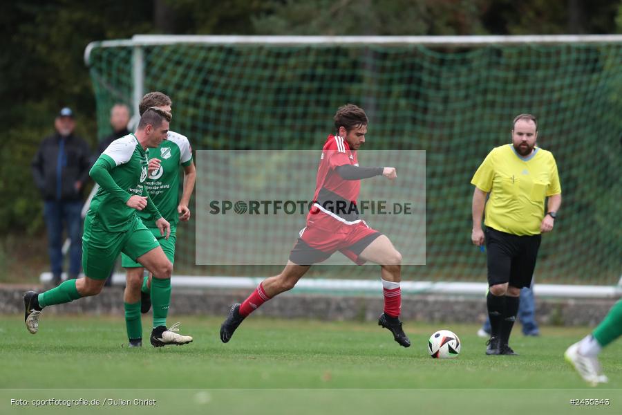 Sportgelände, Thüngersheim, 11.09.2024, sport, action, BFV, Fussball, 8. Spieltag, Kreisliga Würzburg Gr. 2, FVSHR, FVT, FV Steinfeld/Hausen-Rohrbach, FV Thüngersheim - Bild-ID: 2435343