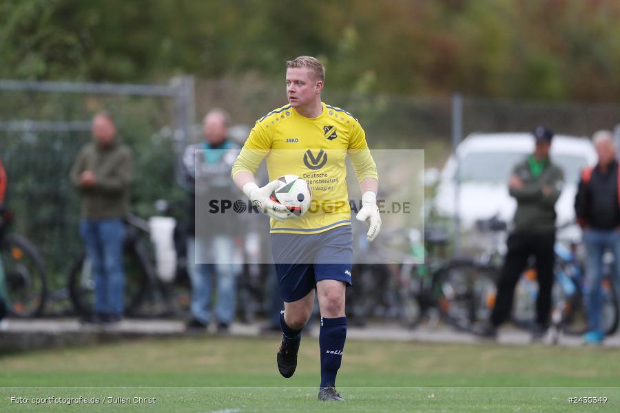Sportgelände, Thüngersheim, 11.09.2024, sport, action, BFV, Fussball, 8. Spieltag, Kreisliga Würzburg Gr. 2, FVSHR, FVT, FV Steinfeld/Hausen-Rohrbach, FV Thüngersheim - Bild-ID: 2435349