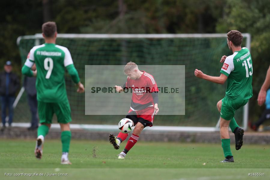Sportgelände, Thüngersheim, 11.09.2024, sport, action, BFV, Fussball, 8. Spieltag, Kreisliga Würzburg Gr. 2, FVSHR, FVT, FV Steinfeld/Hausen-Rohrbach, FV Thüngersheim - Bild-ID: 2435361