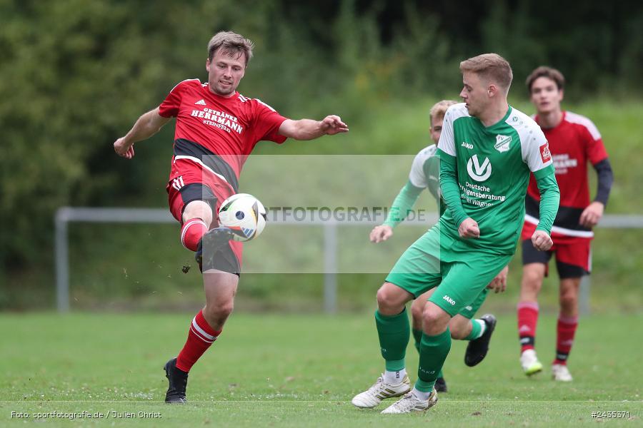 Sportgelände, Thüngersheim, 11.09.2024, sport, action, BFV, Fussball, 8. Spieltag, Kreisliga Würzburg Gr. 2, FVSHR, FVT, FV Steinfeld/Hausen-Rohrbach, FV Thüngersheim - Bild-ID: 2435371