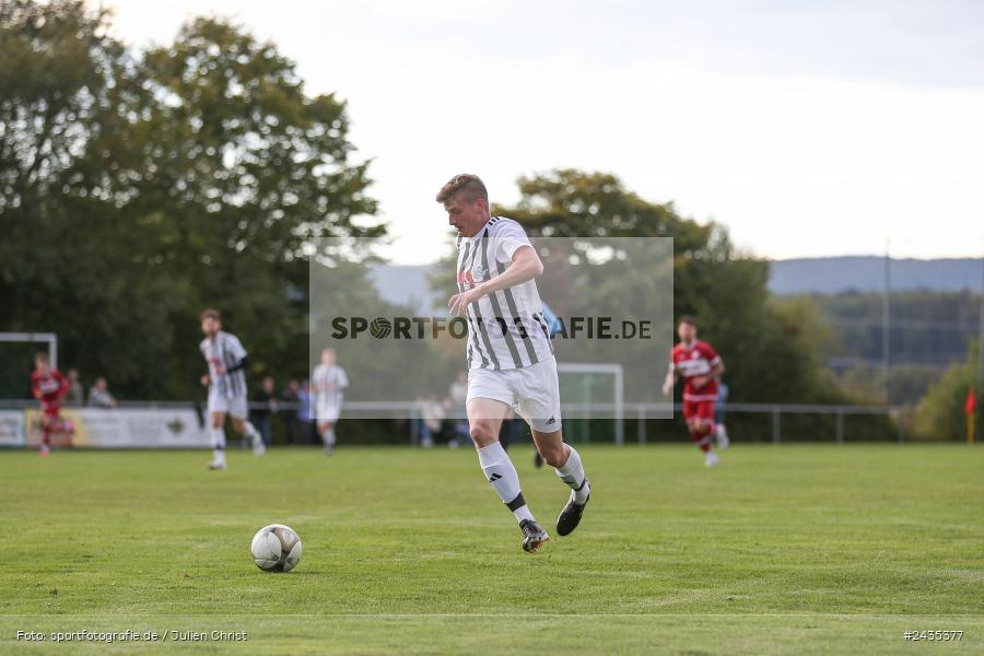 Sportgelände, Wiesenfeld, 12.09.2024, sport, action, BFV, Fussball, 8. Spieltag, Kreisklasse Würzburg Gr. 3, SVSS, FCWH, SV Sendelbach-Steinbach, FC Wiesenfeld-Halsbach - Bild-ID: 2435377