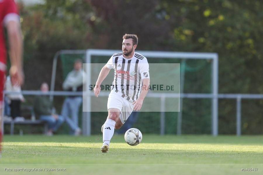 Sportgelände, Wiesenfeld, 12.09.2024, sport, action, BFV, Fussball, 8. Spieltag, Kreisklasse Würzburg Gr. 3, SVSS, FCWH, SV Sendelbach-Steinbach, FC Wiesenfeld-Halsbach - Bild-ID: 2435437