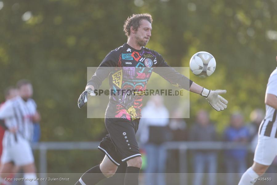 Sportgelände, Wiesenfeld, 12.09.2024, sport, action, BFV, Fussball, 8. Spieltag, Kreisklasse Würzburg Gr. 3, SVSS, FCWH, SV Sendelbach-Steinbach, FC Wiesenfeld-Halsbach - Bild-ID: 2435450