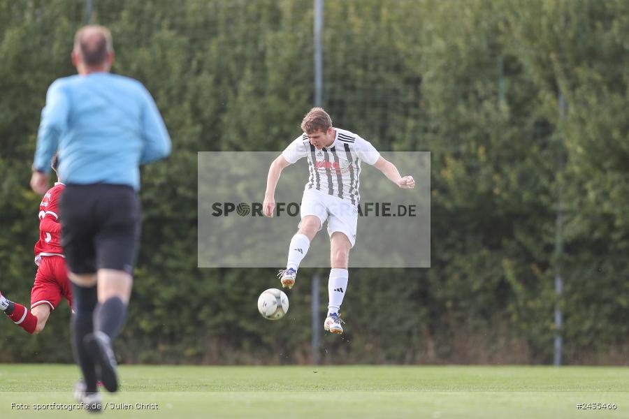 Sportgelände, Wiesenfeld, 12.09.2024, sport, action, BFV, Fussball, 8. Spieltag, Kreisklasse Würzburg Gr. 3, SVSS, FCWH, SV Sendelbach-Steinbach, FC Wiesenfeld-Halsbach - Bild-ID: 2435466