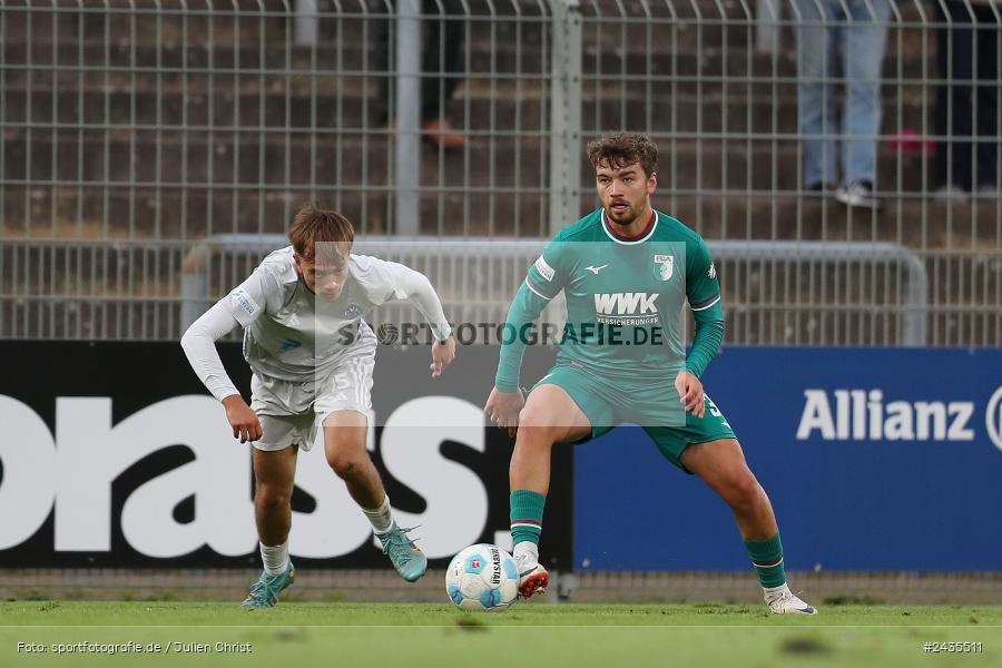 Stadion am Schönbusch, Aschaffenburg, 13.09.2024, sport, action, BFV, Fussball, 9. Spieltag, Regionalliga Bayern, FCA, SVA, FC Augsburg II, SV Viktoria Aschaffenburg - Bild-ID: 2435511
