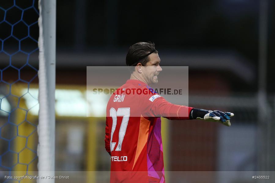 Stadion am Schönbusch, Aschaffenburg, 13.09.2024, sport, action, BFV, Fussball, 9. Spieltag, Regionalliga Bayern, FCA, SVA, FC Augsburg II, SV Viktoria Aschaffenburg - Bild-ID: 2435522