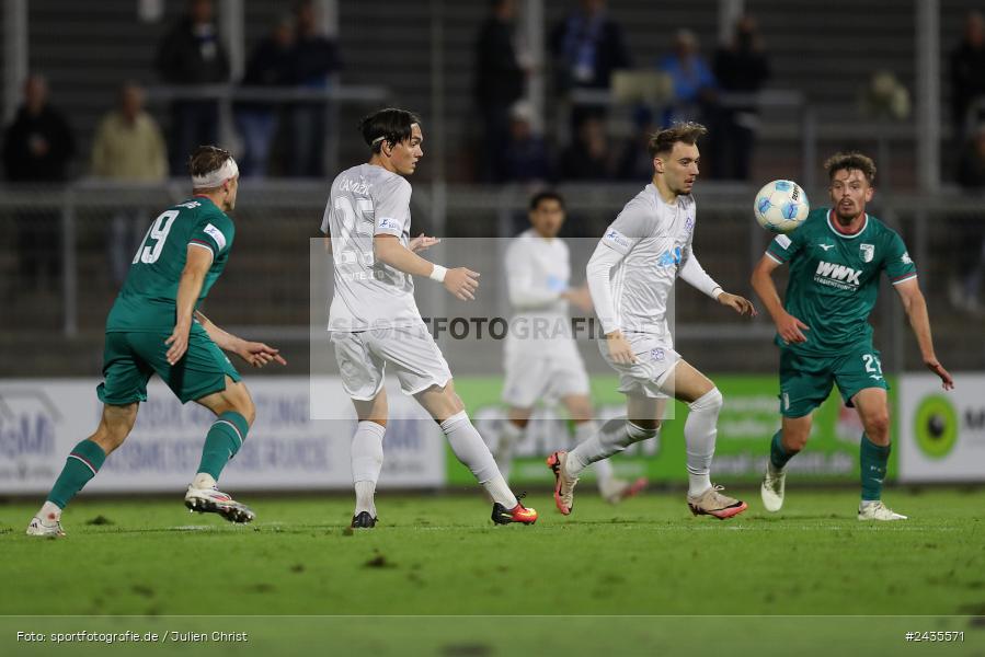 Stadion am Schönbusch, Aschaffenburg, 13.09.2024, sport, action, BFV, Fussball, 9. Spieltag, Regionalliga Bayern, FCA, SVA, FC Augsburg II, SV Viktoria Aschaffenburg - Bild-ID: 2435571